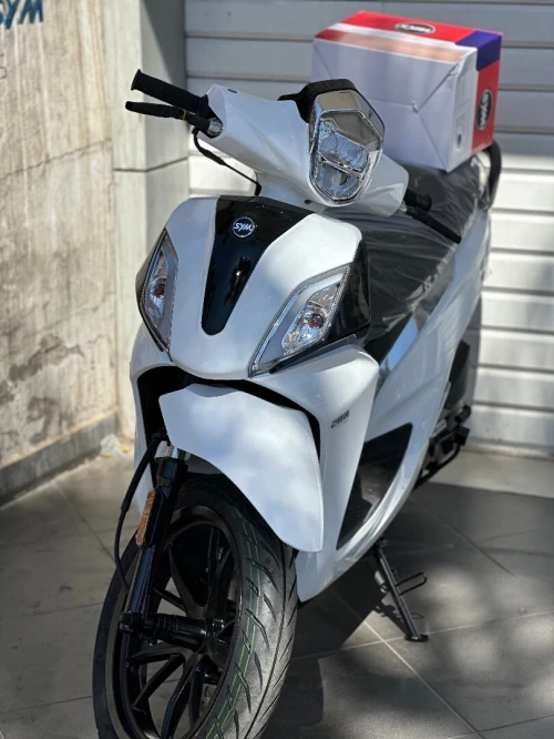 Sym St 200 2025