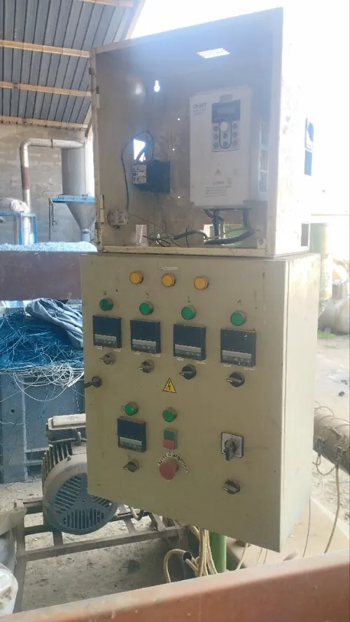 Extrudeuse tuyaux
