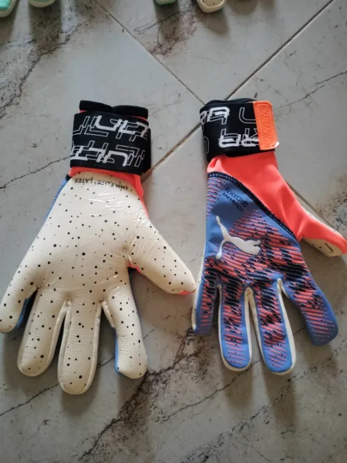 Gants de gardien Puma Ultra originaux
