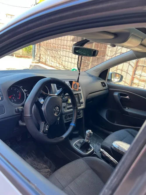 Volkswagen Polo 2016 La carat