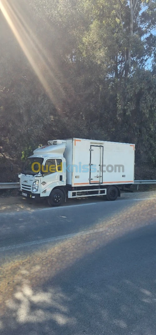 LOCATION CAMION FRIGO 