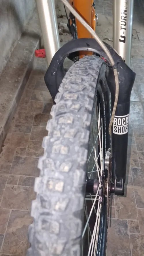 Vélo Ibis Mojo  Cadre carbone   bon état