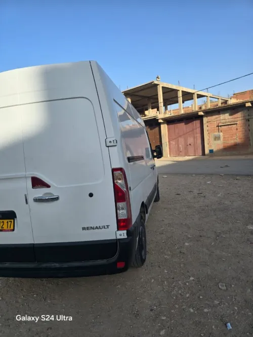 Renault master 2012