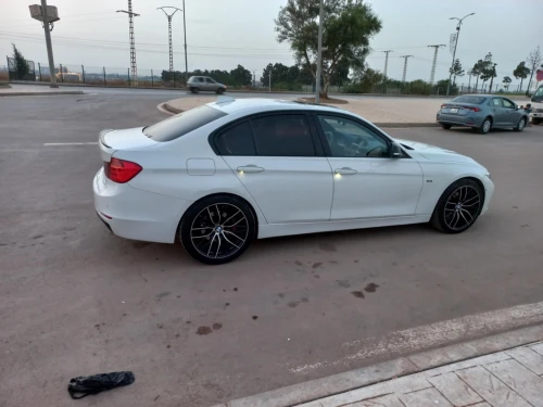 BMW Série 3 2012 Sport