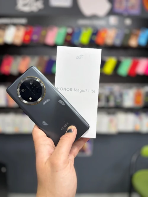 Honor Magic 7 lite 5G 8/256GB état neuf 10/10