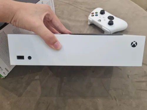 Xbox series s 512GB avec 3 mois gamepass ultimate