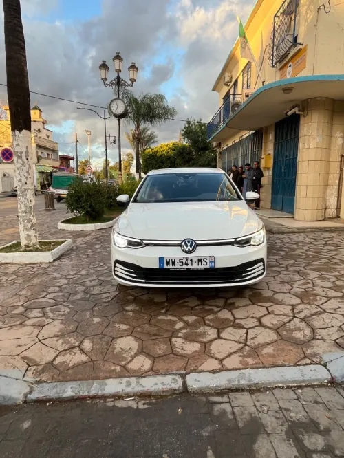 Volkswagen Golf 8 2023 etsi