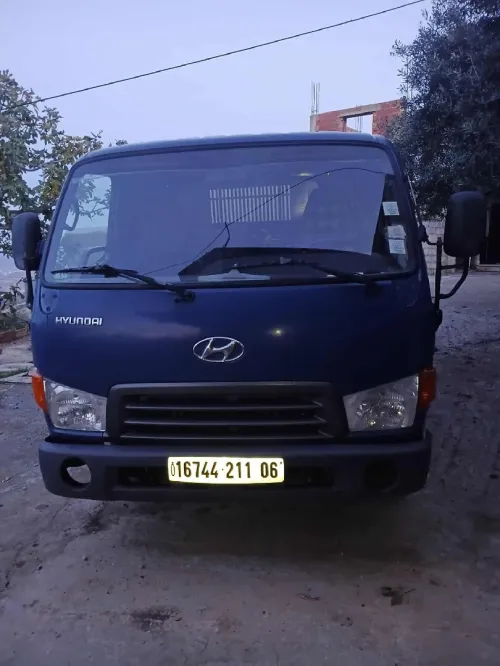 Hyundai HD 65 à benne 2011