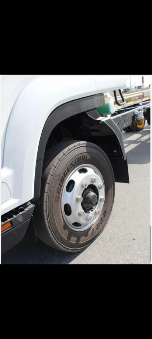 Isuzu 2026  9 ton FSR fabrication Japon 2026