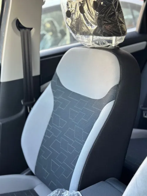 Volkswagen Jetta 2025 vs5
