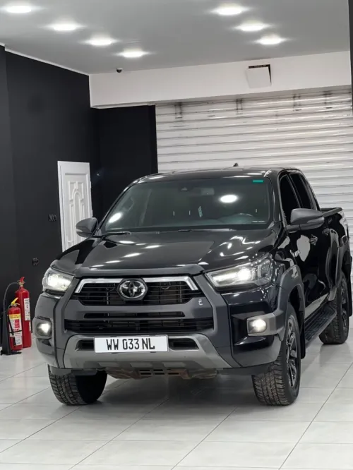Toyota Hilux 2022 invisible