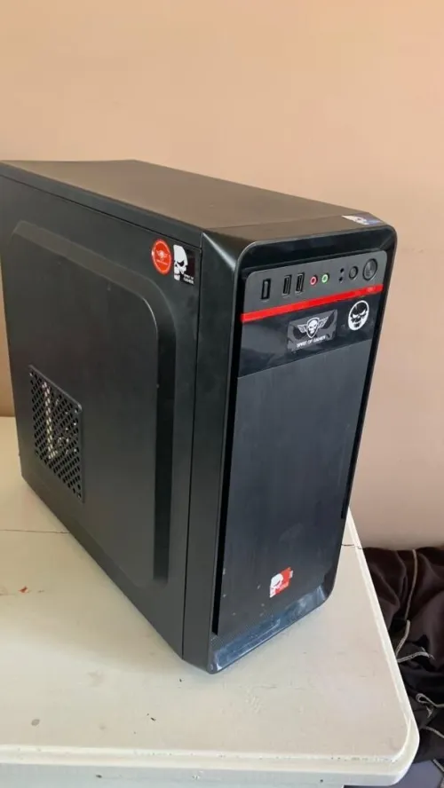 PC Gamer Intel Core i5-4590 / RX 570 4Go / 8Go RAM / SSD 128Go + HDD 2To