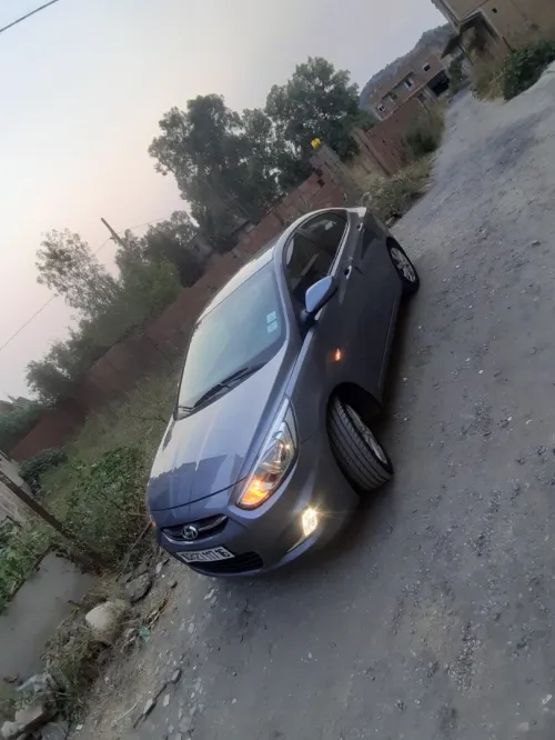Hyundai Accent RB  5 portes 2017 rb