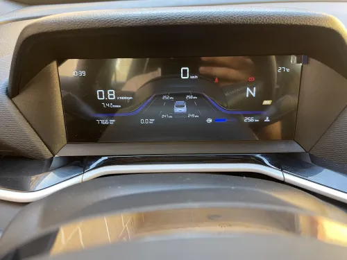 Geely Coolray 2025 