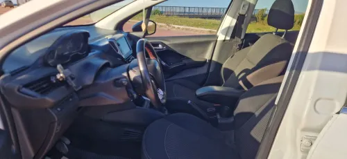 Peugeot 208 2019 Allure Facelift