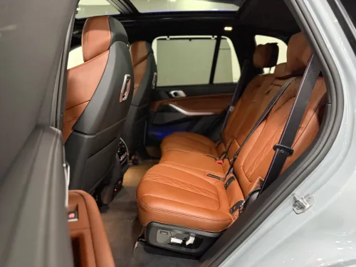 BMW X5 2025 M sport 7 places