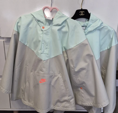 Cape imperméable Nike original