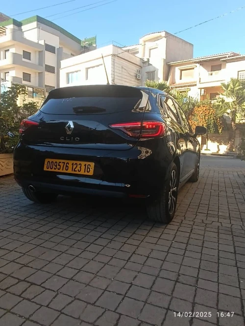Renault Clio 5  2023 Equilibre