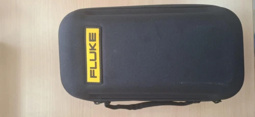Pinces multimètres Fluke 377 FC TRMS AC/DC sans contact avec iFlex