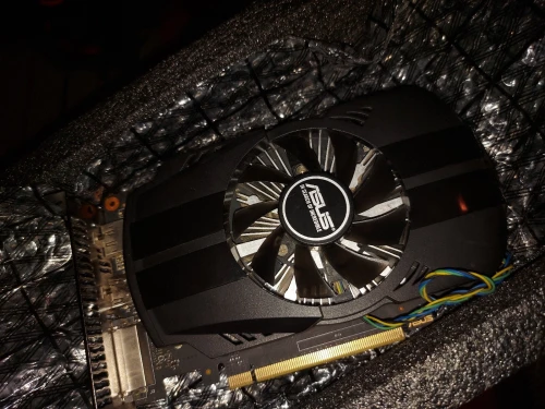 GTX1050TI ASUS 4Gb Vram