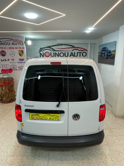 Volkswagen Caddy 2018 Business