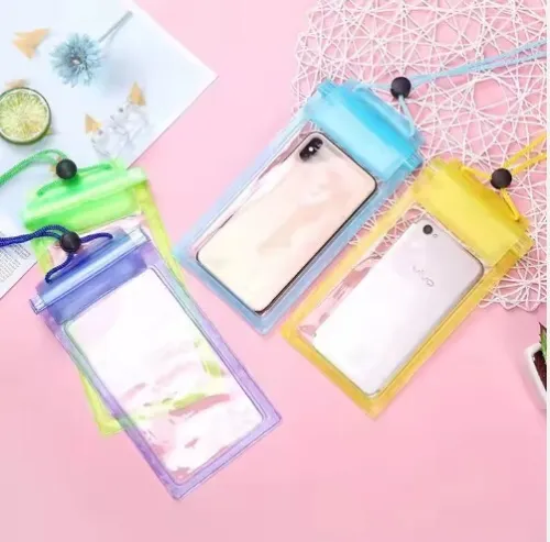 Pochette-Téléphone-Waterproof