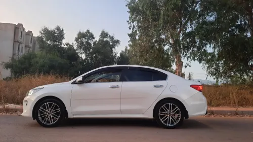 Kia Rio 2021 EX