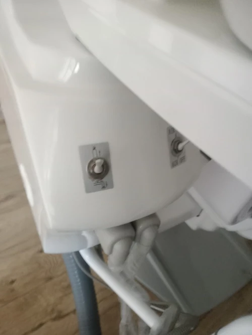 Vente vente fauteuil chirurgie dentaire avec compresseur neuf jamais utilisé