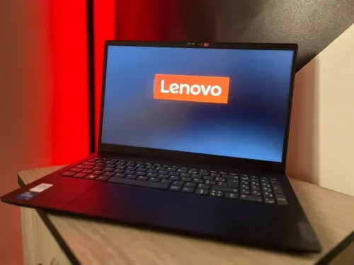 LENOVO V15 G4 i5 13420H 8GB 512GB 15.6 FHD