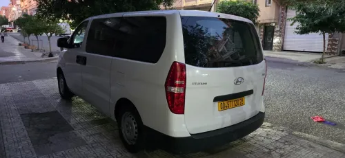 Hyundai H1 2020 vitré 8P