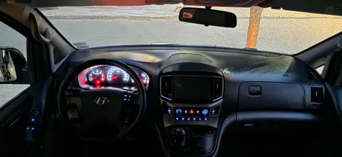 Hyundai H1 2020 vitré 8P