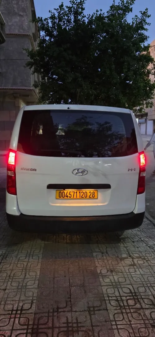 Hyundai H1 2020 vitré 8P