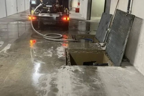 Camion déboucher vidange quel âge