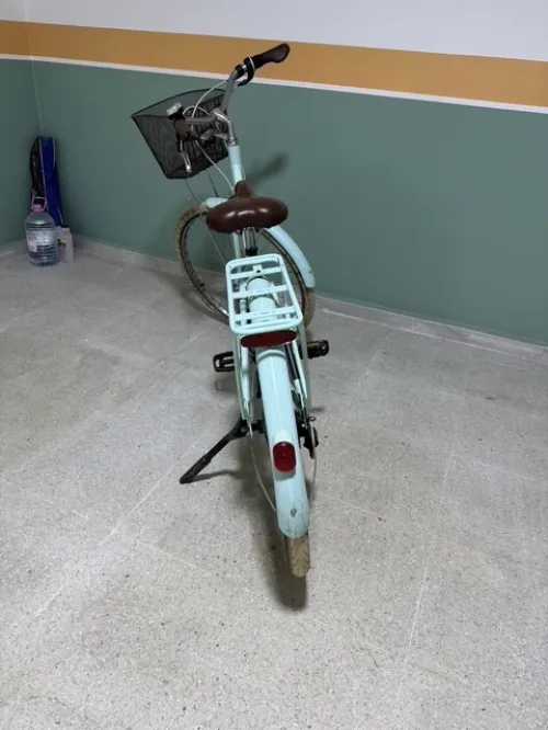 Vélo de ville B-TWin elops 520 pour adule en bon état