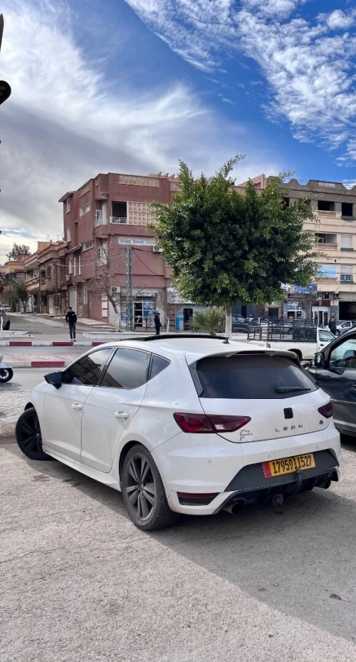 Seat Leon 2015 LINEA R+