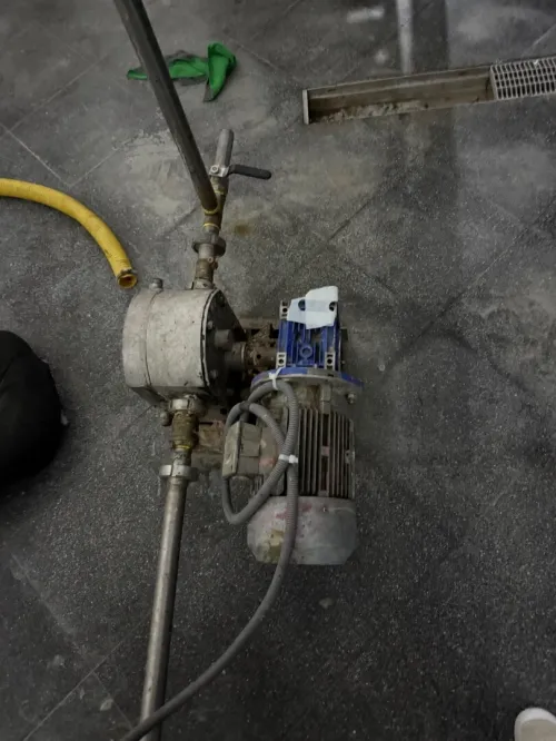 Machine stick cuiseur et tank 