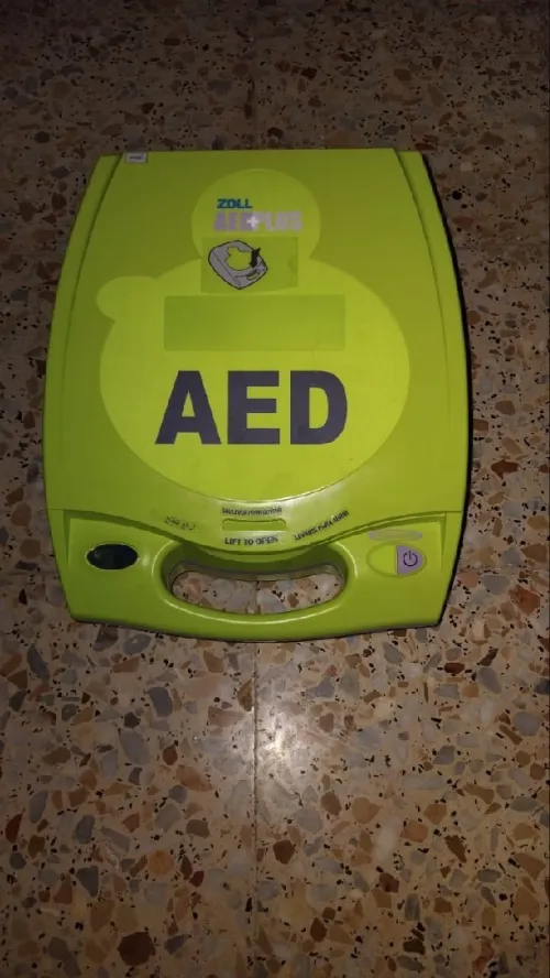 Défibrillateur semi automatique zoll aed pp