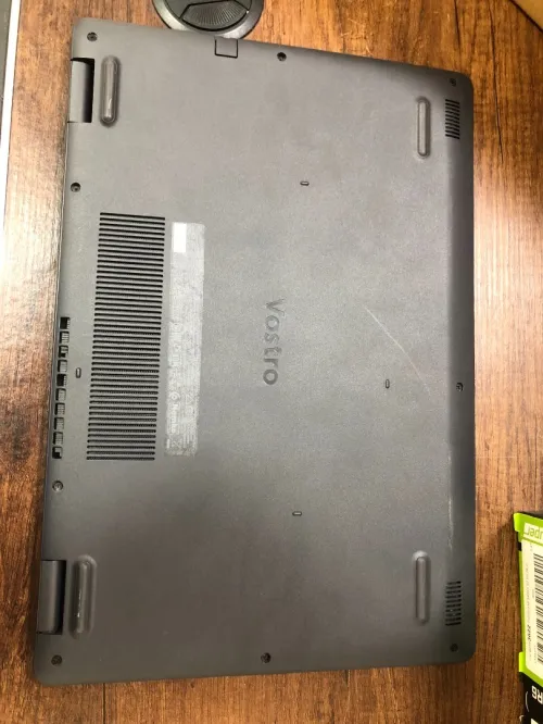 Dell VOSTRO 15 3000
