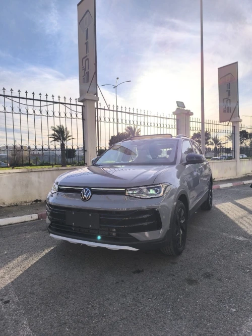 Volkswagen Tahru 2025 