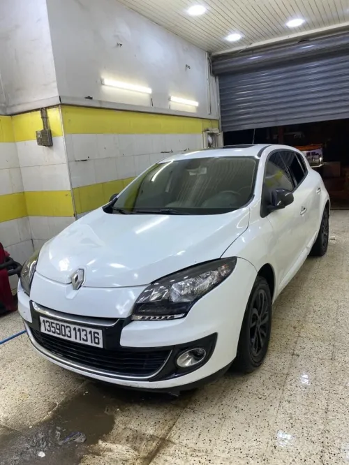 Renault Megane 3 2013 Play