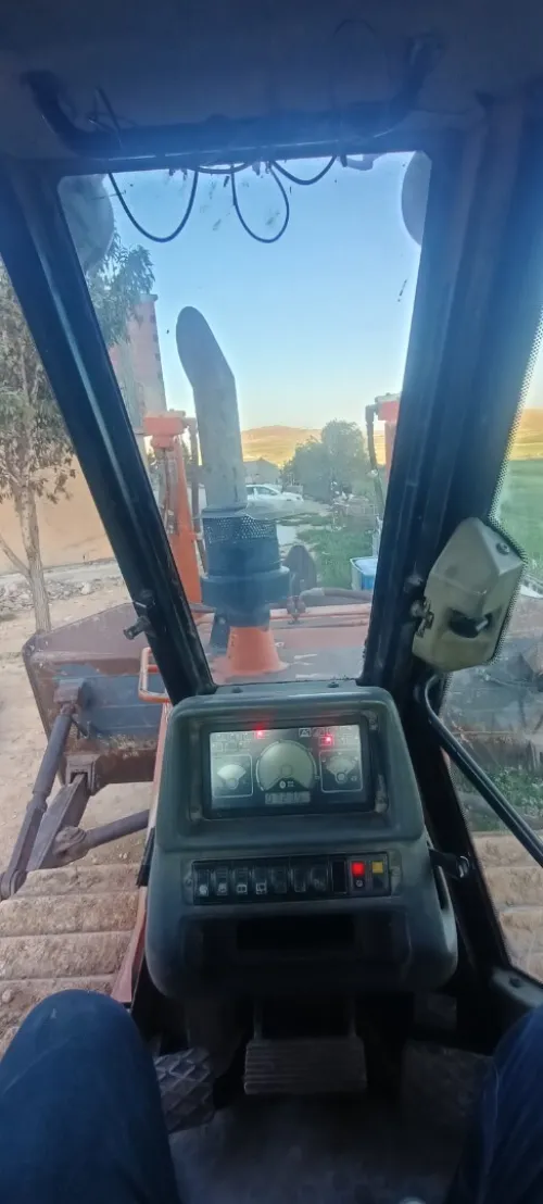 Fait Hitachi D180 2000