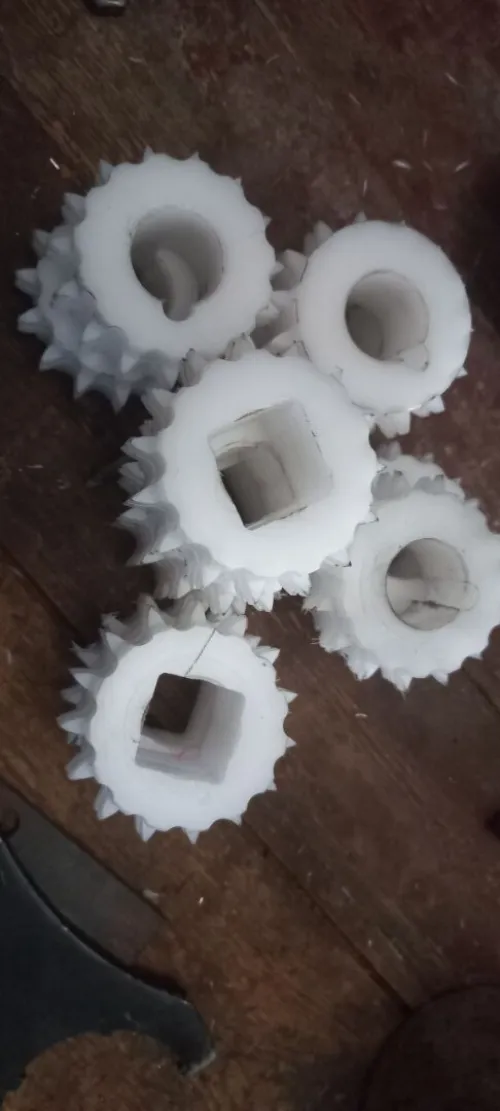 Fabrication mécanique de piéces de rechange industrielle et agricole