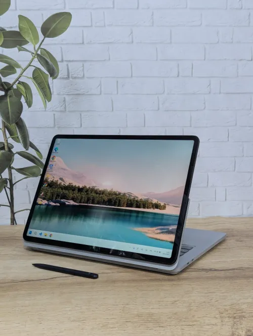 Microsoft Surface studio rtx 3050ti i7 11370h 16 Go Ram 512 nvme (tactile avec stylo)