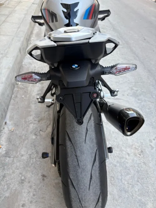 BMW M1000R 2026