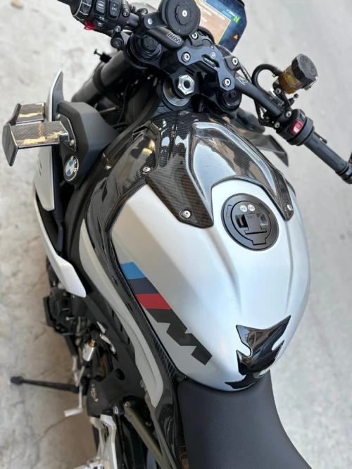 BMW M1000 R 
