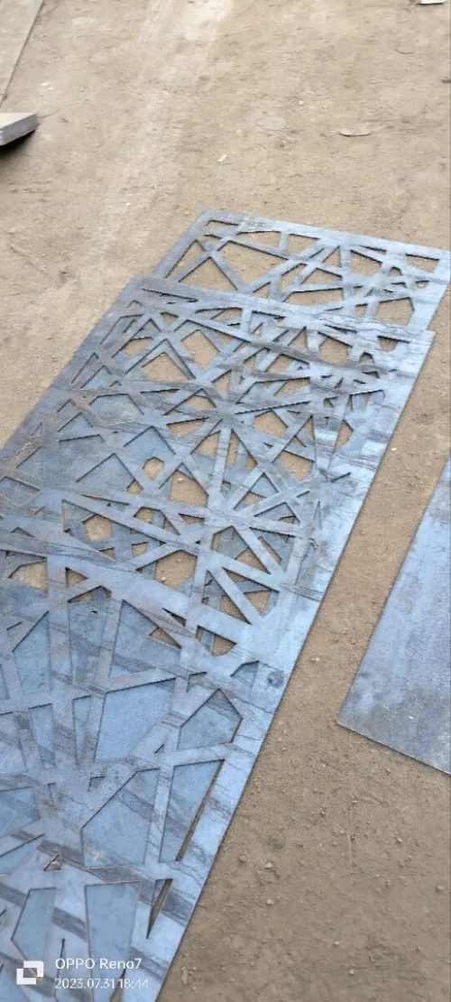 decoupage//laser// plasma// oxycoupage//( 3MM/200MM