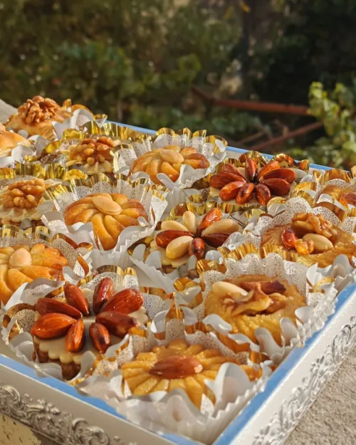 Gâteaux traditionnels et orientales حلويات تقليدية و عصرية