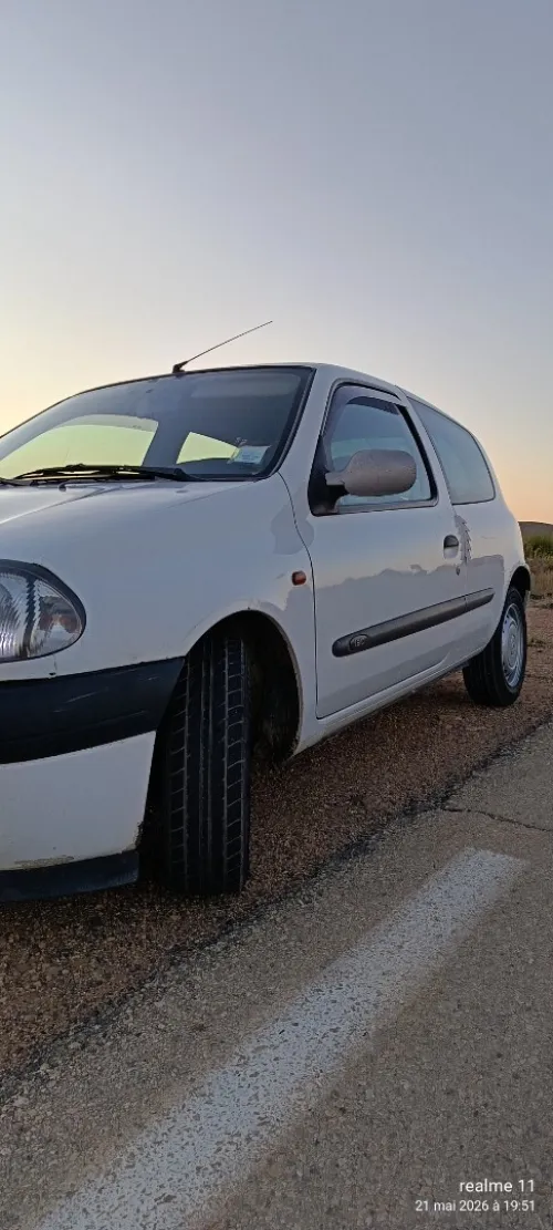 Renault Clio 2 2000 Clio 2