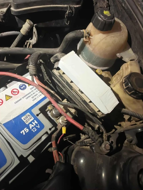 Cache mémoire Renault