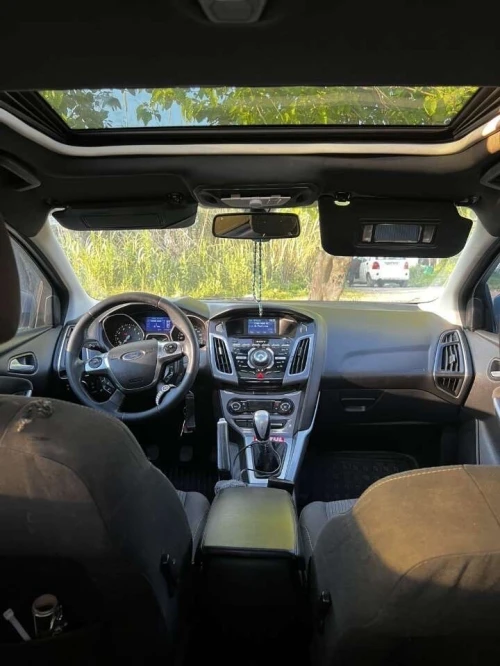 Ford Focus 4 portes 2013 Titanium